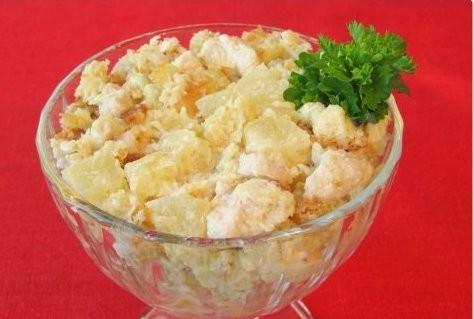 Salad with pineapple and chicken fillet