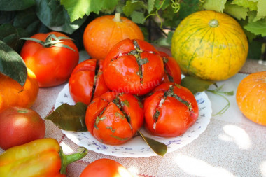 Tomatoes in Armenian