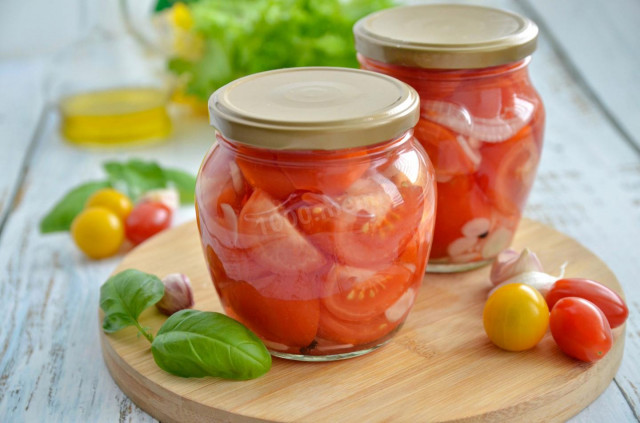 Tomato salad without sterilization for winter