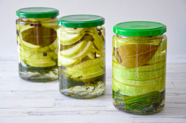 Pickled zucchini will lick your fingers