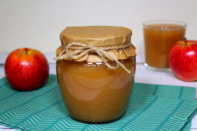 Apple juice with pulp for winter