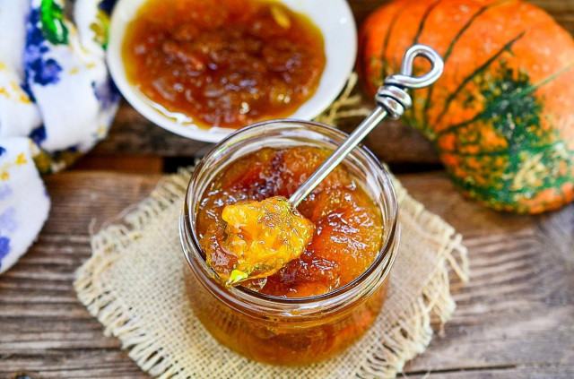 Pumpkin jam with dried apricots for winter