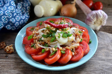 Tomato salad with soy sauce