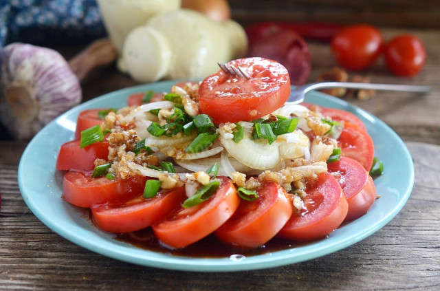 Tomato salad with soy sauce