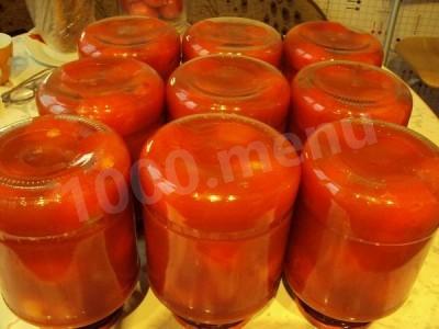 Tomatoes without peel in their own juice for the winter