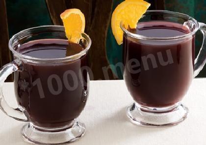 Mulled wine with orange for colds
