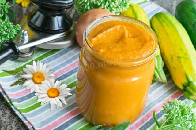 Squash caviar with mayonnaise through a meat grinder