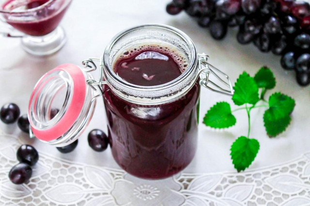 Seedless grape jam for winter