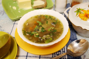 Soup with canned fish and bulgur