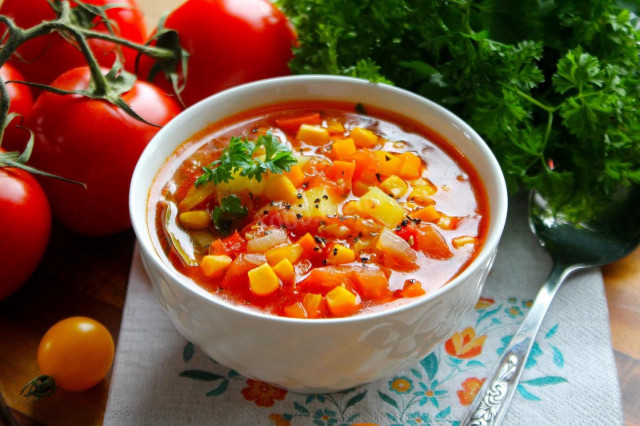 Vegetable soup with tomatoes and corn