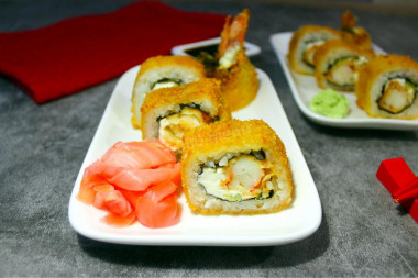 Ebi tempura rolls