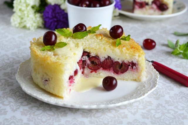 Rice casserole with cherries
