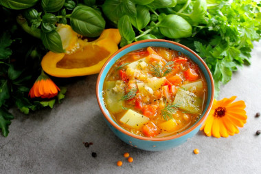 Red lentil and string bean soup