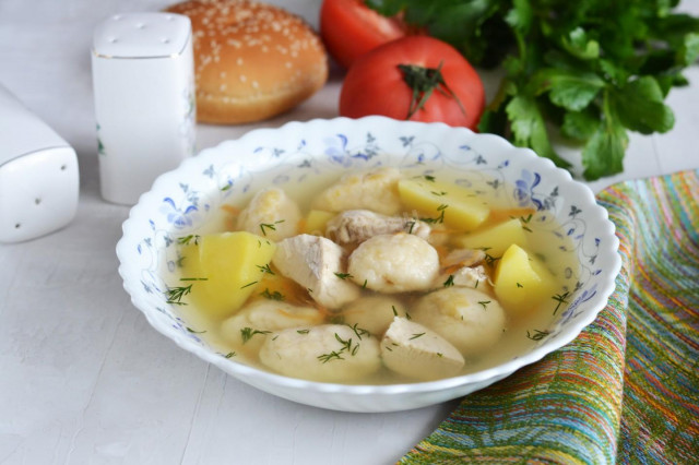 Soup with chicken and sour cream dumplings