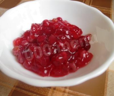 Cranberry jam with water added