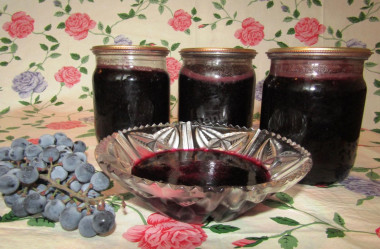 Blue grape confiture