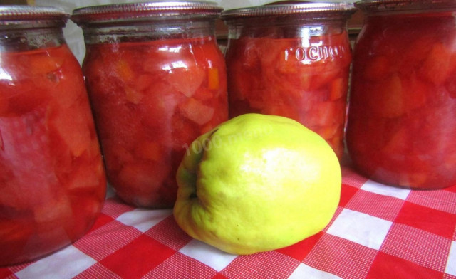 Quince jam with orange