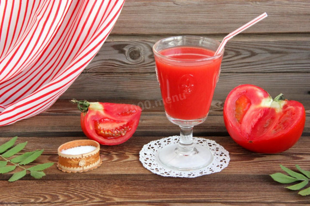 Tomato juice at home from tomatoes