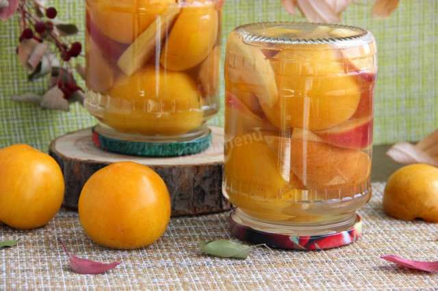 Yellow plum compote for winter
