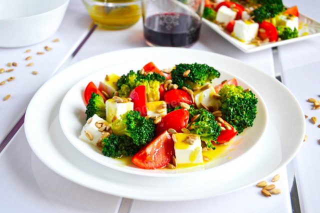 Greek salad with sirtaki broccoli cheese, tomatoes