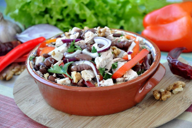 Tbilisi salad with chicken