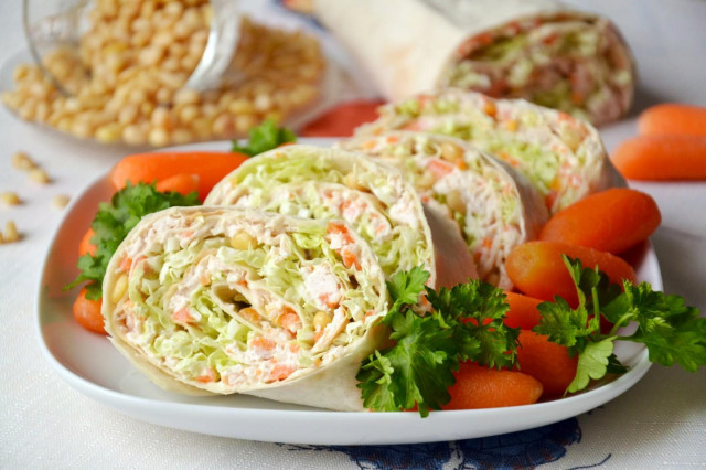 Pita bread roll with chicken nuts and vegetables