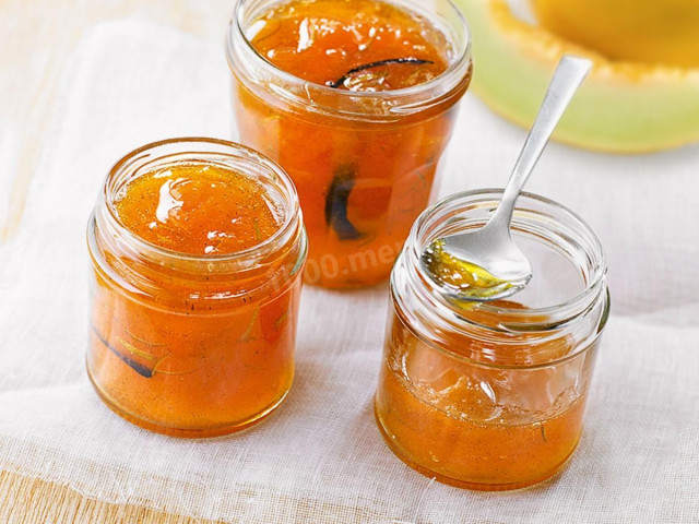 Melon jam with orange