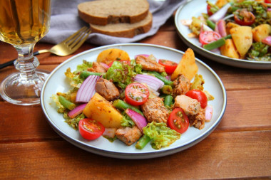 Spanish salad with tuna and potatoes