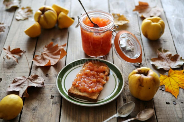 Quince jam is the most delicious