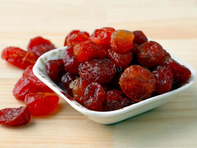 Candied cherries at home