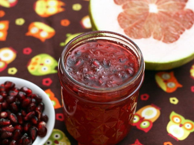 Pomelo and pomegranate jam