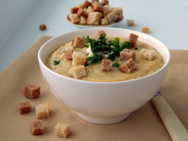 Mushroom and potato puree soup