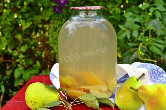 Compote of pears with citric acid