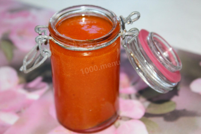 Apricot jam with gelling sugar without seeds