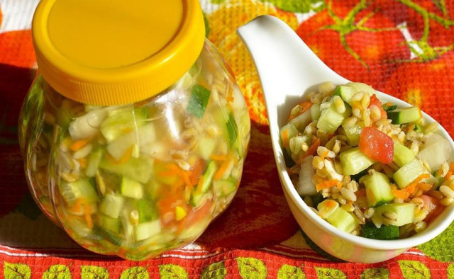 Pickle for winter with pearl barley