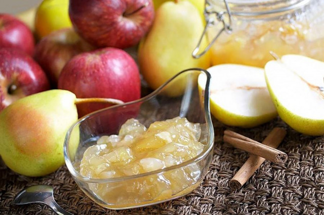 Apple and pear jam