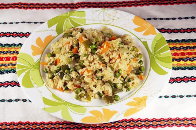 Jasmine rice with vegetables