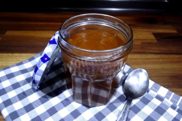Caramel sauce for filling cakes and desserts