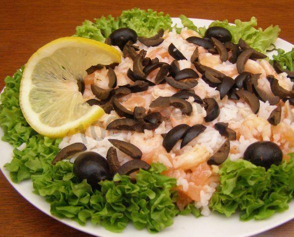 Salmon and shrimp salad