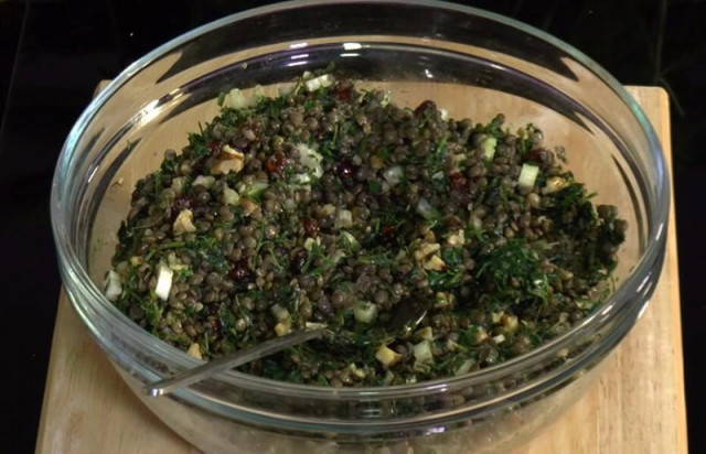Black lentil salad with herbs