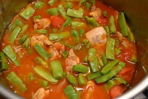 Stewed asparagus beans with chicken