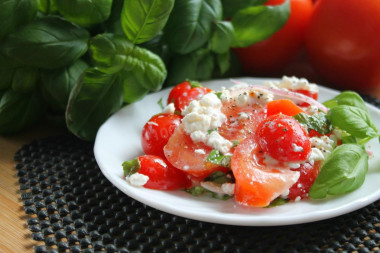Salad with basil tomatoes and cheese