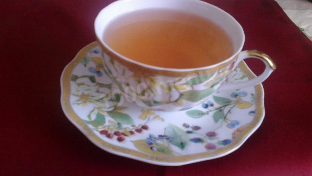 Ginger tea with garlic