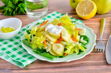 Salad with celery and apple