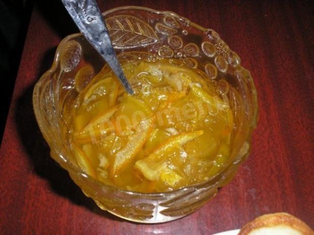 Delicious zucchini jam with orange