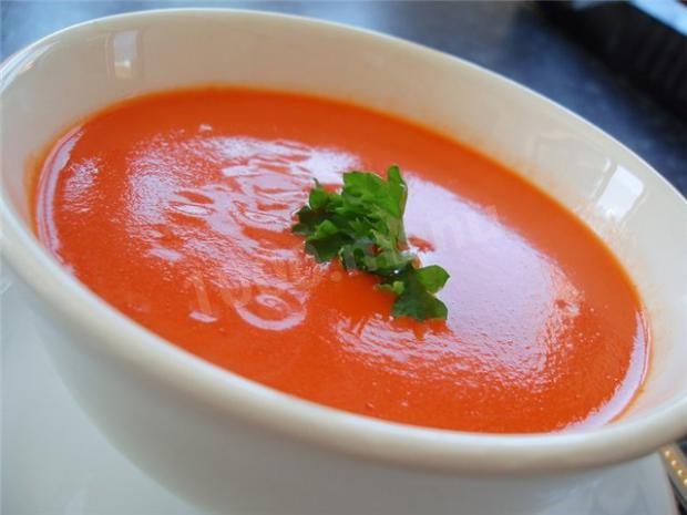 Mexican bean soup with tomato juice