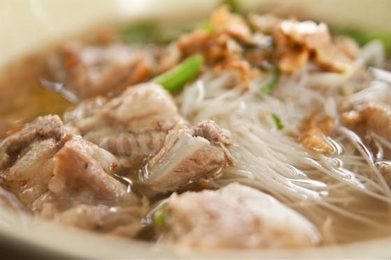Pork noodle soup
