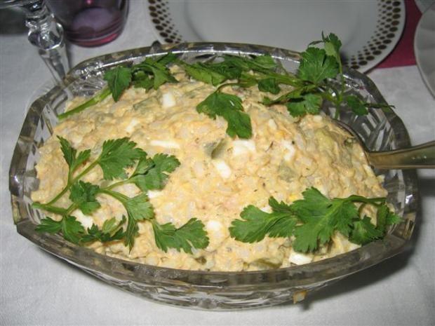 Smoked salmon salad with potatoes without mayonnaise