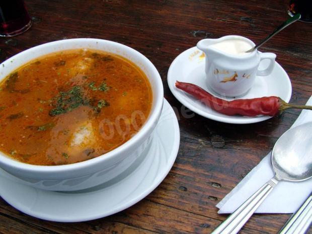 Chorba Moldovan bean soup with chicken