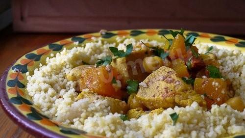 Couscous with fish and quince